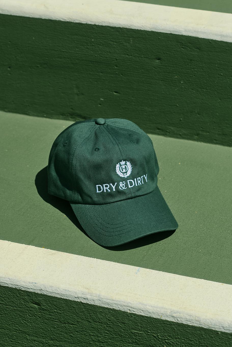 The Dry & Dirty Crest Hat